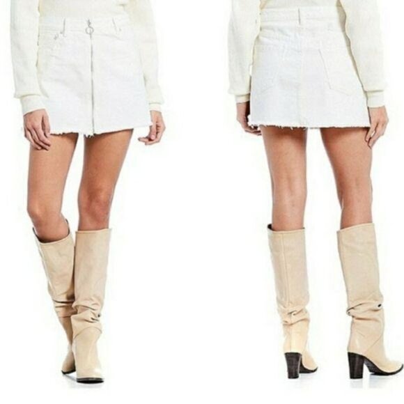 NWT Free People Mini Zip It Up Jean Denim Skirt in Vintage White Women's Size 31 - Picture 1 of 8